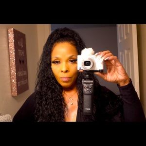 Meet your Posher, 🌱☀️lori☀️🌱